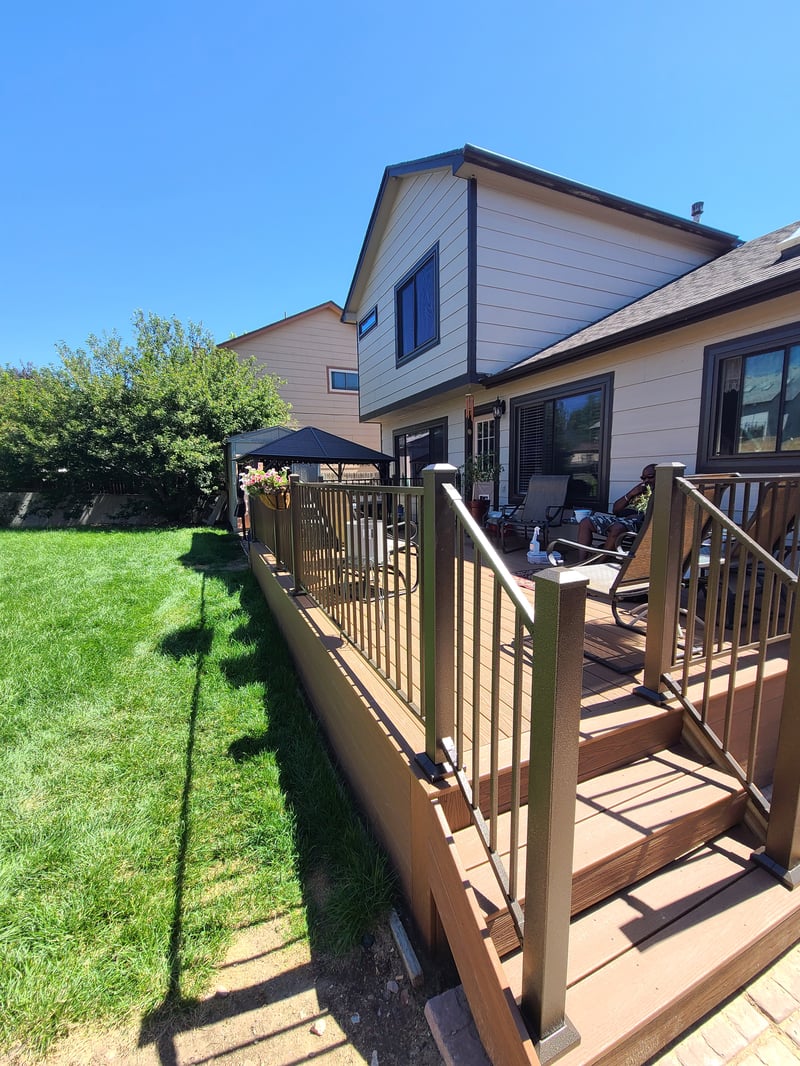 Second-story deck with steel cable railings