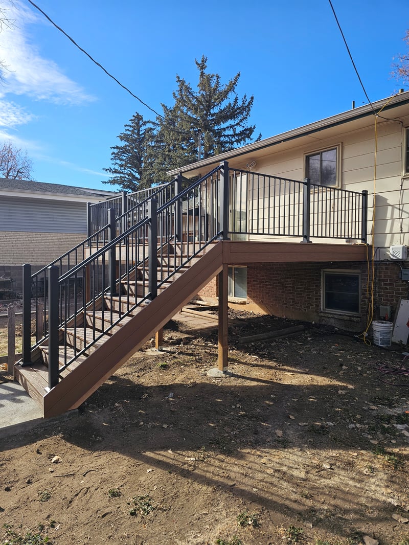 Wraparound custom deck with built-in bench seating