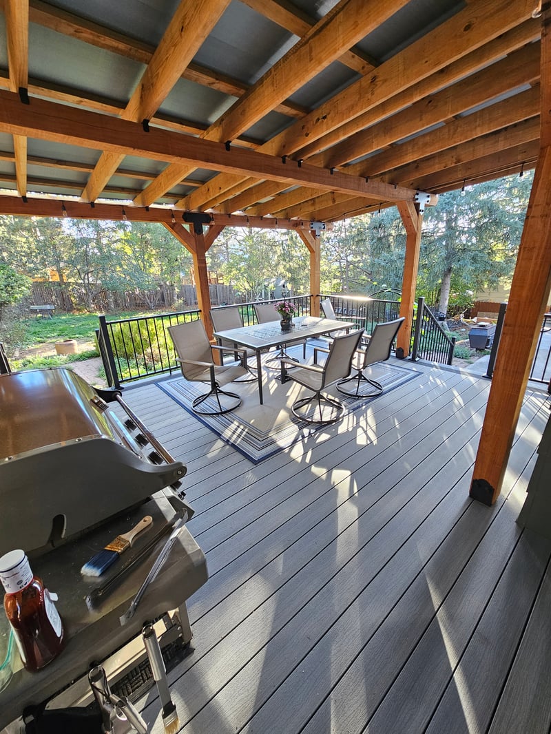 Finished composite deck with picture-frame border detail